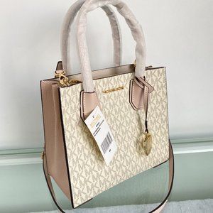 Michael Kors  Messenger Crossbody Bag